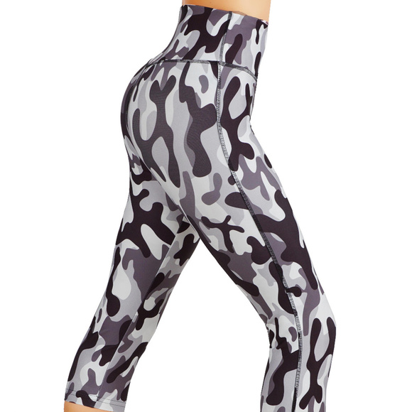 Codefit Pants - Camo capri leggings high quality